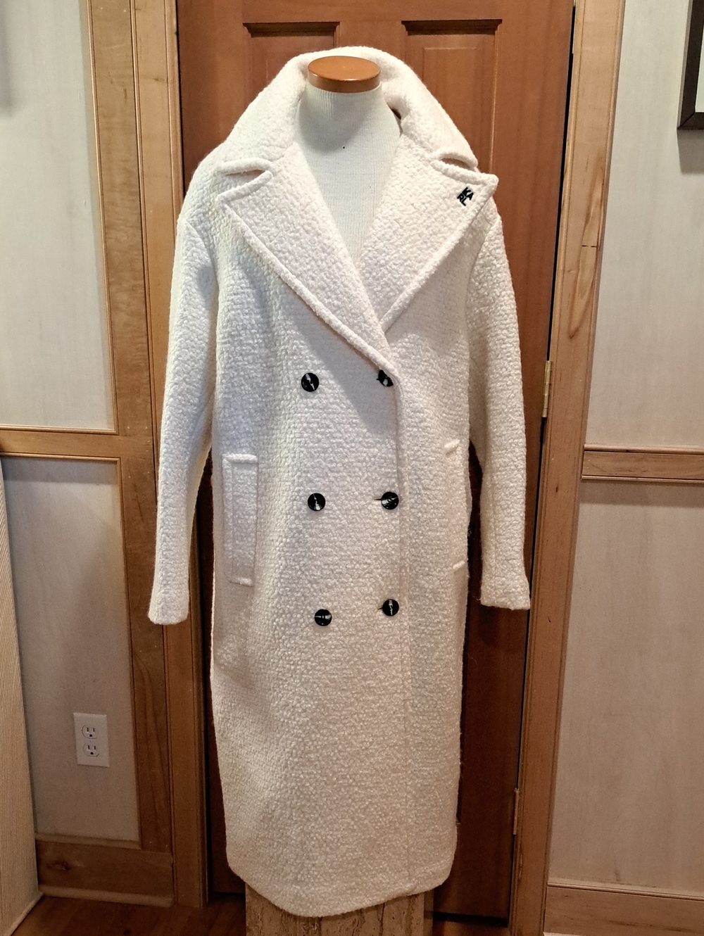 Karl Lagerfeld Paris Cream Wool Double-Breasted Pea Coat Oversize.